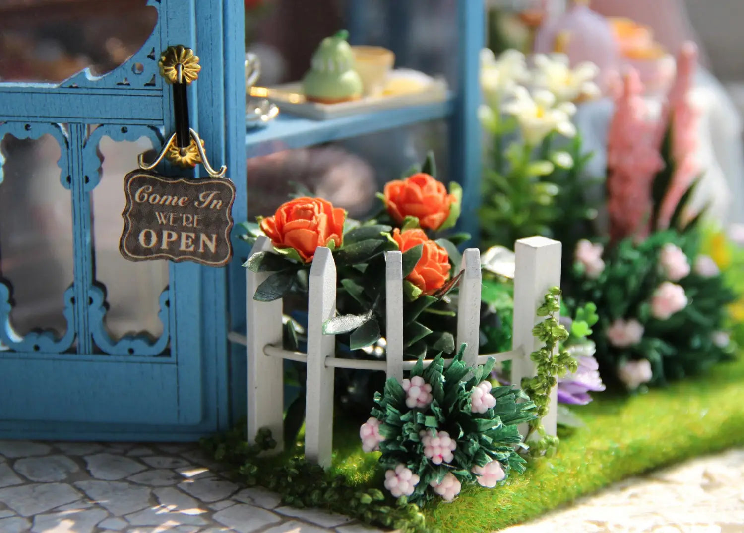 Maison Miniature le salon de thé de Rose